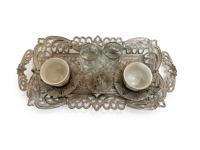 Elegant cup set